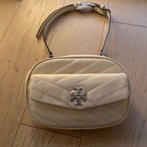 Tory Burch Kira Chevron leather belt bag, color cream